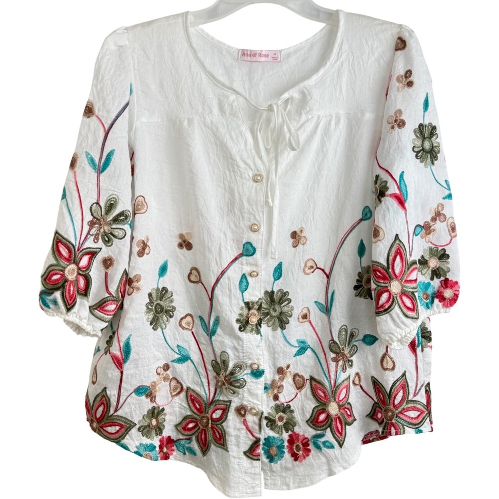 Ana & Rose Embroidered Floral Blouse Size M White Cottagecore Boho Pearl Button